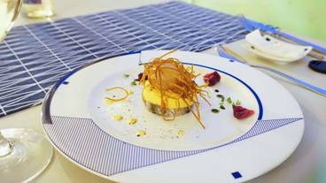 食事・飲み物 / 4