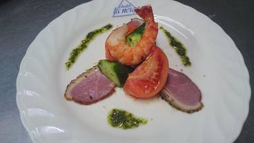 食事・飲み物 / 9