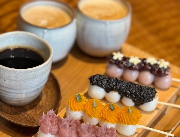 別府の足湯カフェで
スローな時間 / 1