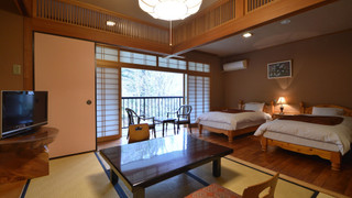 本館２階 川側 お任せ (窓から川は眺められません)