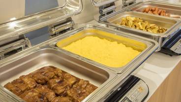 食事・飲み物 / 7