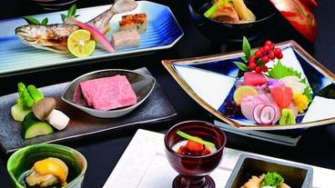 旅館のお食事処 / 39