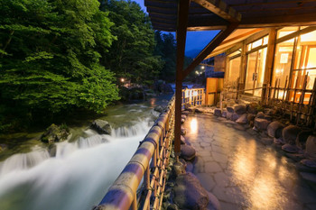 Gunma, with its many mountain streams, is perfect for a short girls trip.3445693