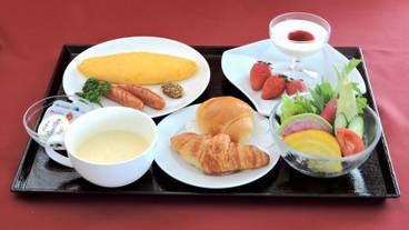 食事・飲み物 / 3