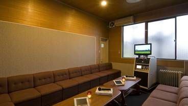 カラオケ ルーム / 12