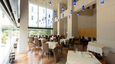 朝食スペース / 5