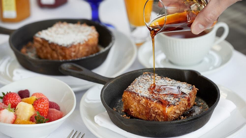 お部屋でのんびり優雅な朝食を♡3406328