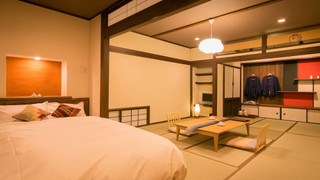 ダブルルーム　畳エリア　半露天風呂付　（撫子）