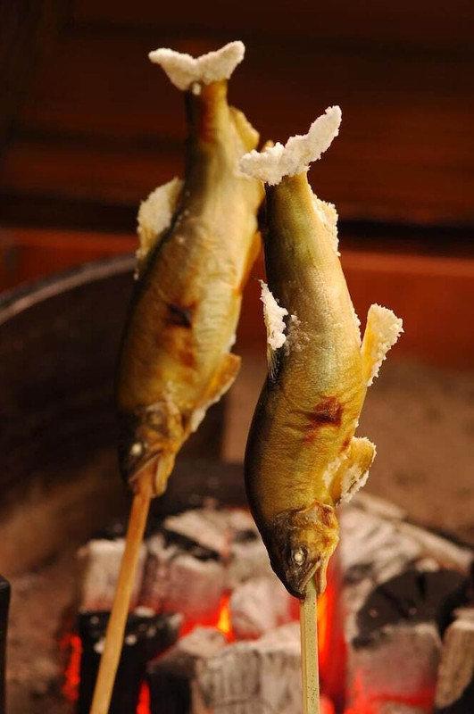 炭火山里料理 魚