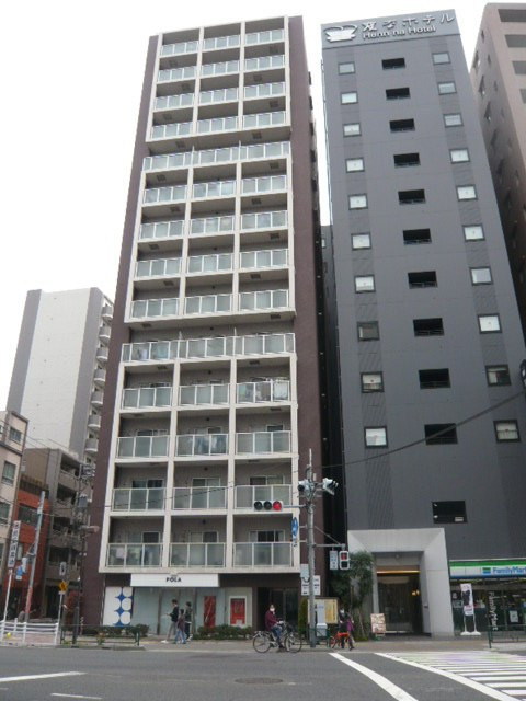 浅草田原町の変なホテルの全景です。(右側の建物です。)