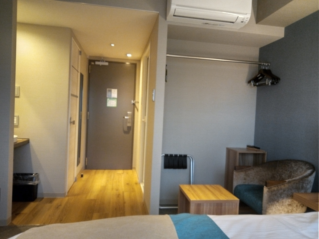 ダブルルームの入口側です。