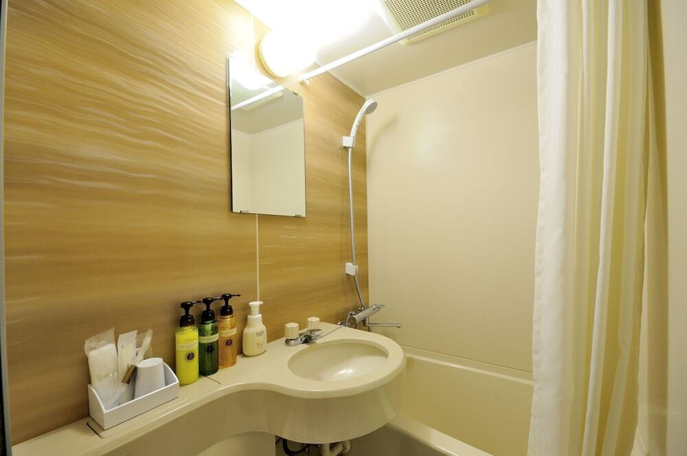 バスルームのシャワー