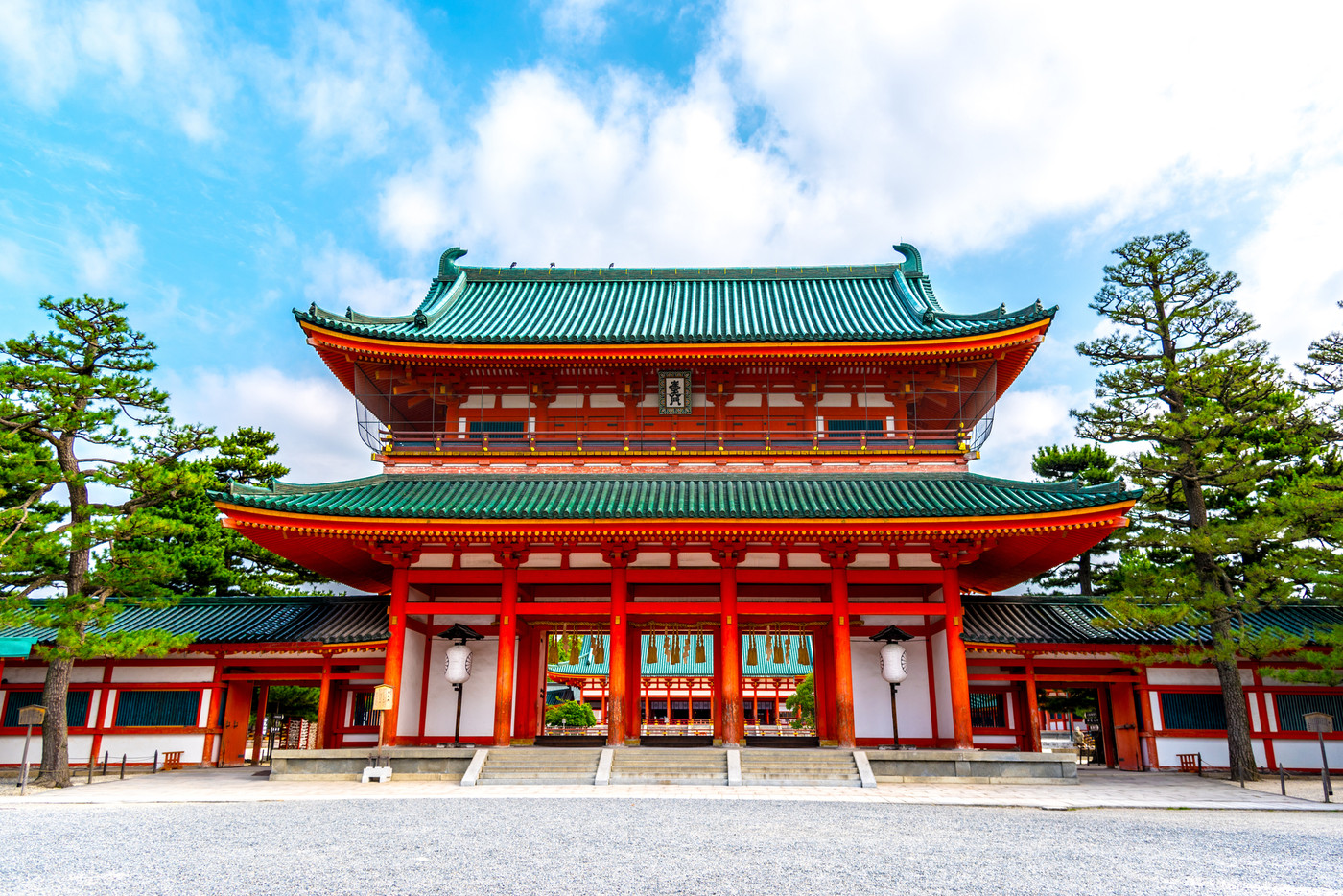 京都 平安神宮の応天門