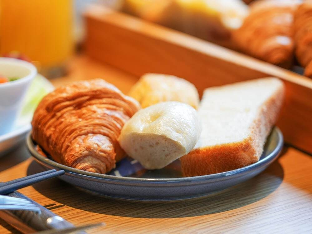 朝食
