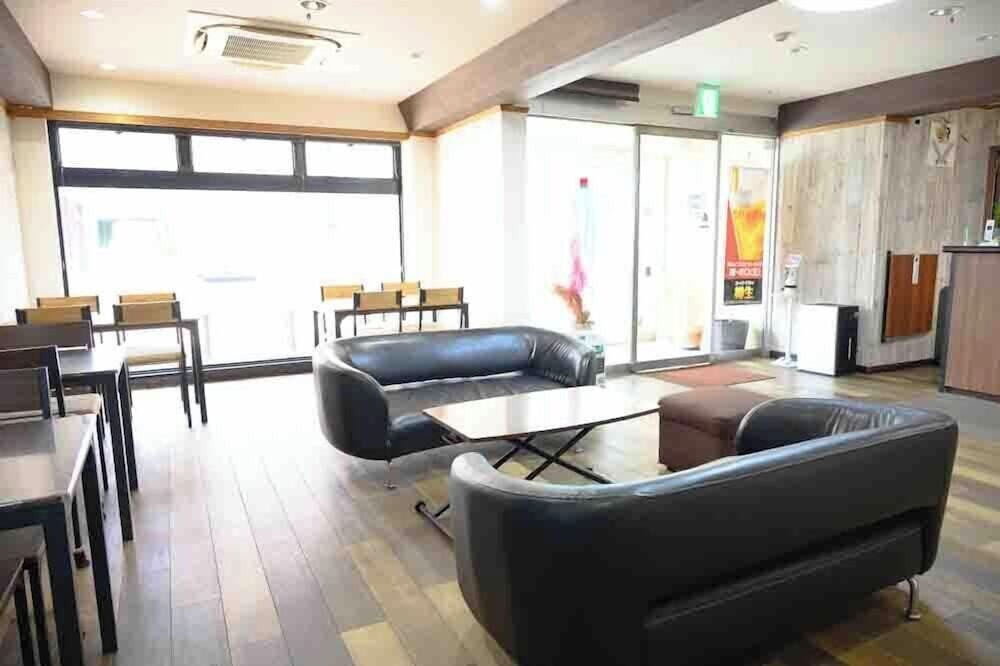 施設の正面