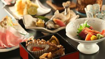 食事・飲み物 / 24