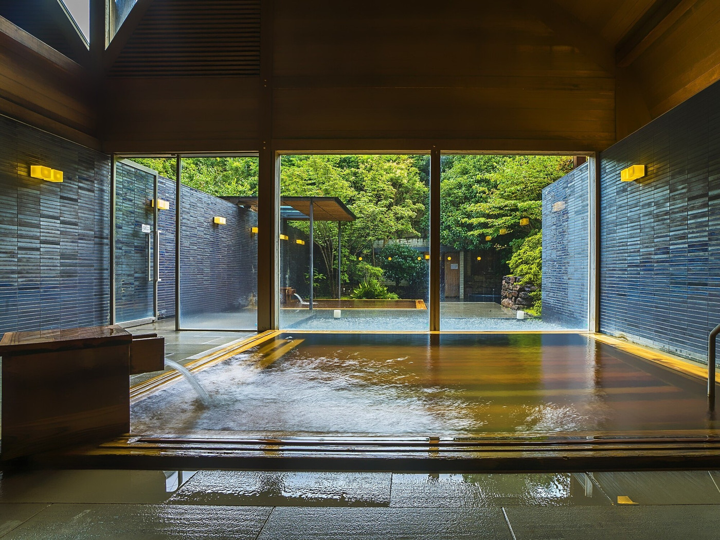 「心晶」「御影殿」「浮世」で浴びる「美肌の湯」3929888