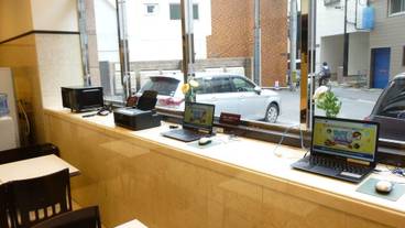 ビジネスセンター / 8