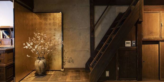 金沢町家 兼六（石川県 町家） / 1