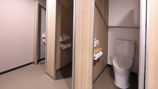 女性専用ツインキャビン(上段・下段)