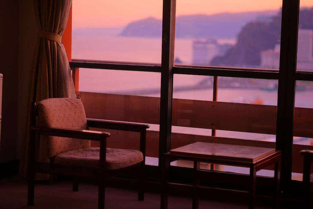 アクセス抜群！電車派に嬉しい駅近ホテル＆旅館3422106