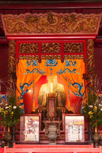 長崎孔子廟　孔子像