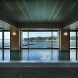 露天風呂で、客室で。
夜の海と癒しの時間 / 2