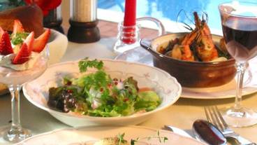 食事・飲み物 / 2