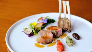 食事・飲み物 / 19