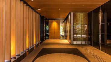 内部エントランス / 2