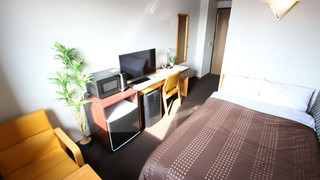 エコノミー ダブルルーム 喫煙可