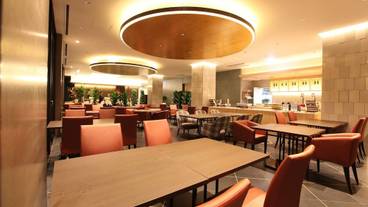 朝食スペース / 9