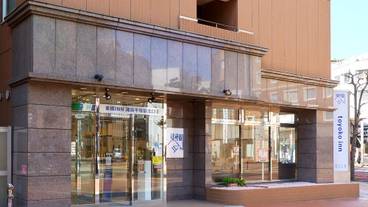 施設の入り口 / 3