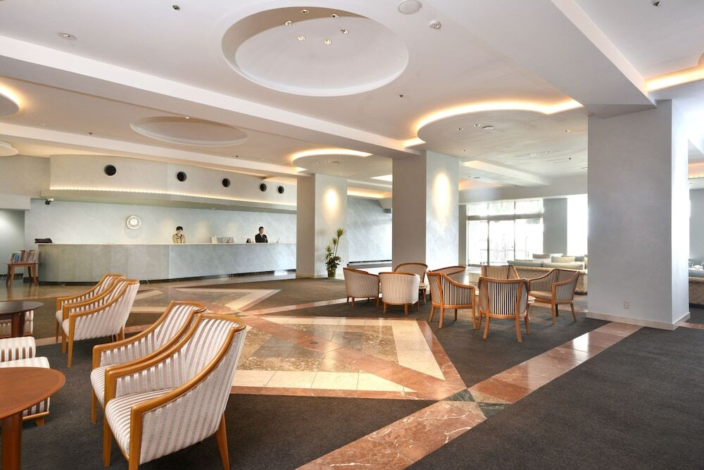 ロビーラウンジ