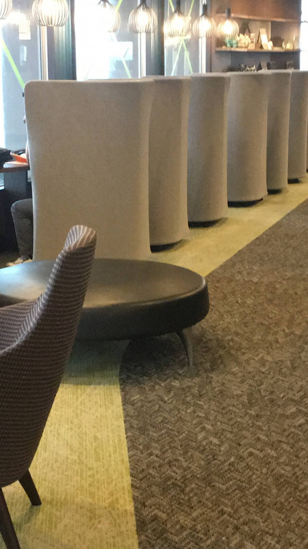 ラウンジのワーケーションスペース