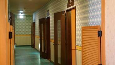 カラオケ ルーム / 9