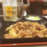 ファストフード店で手軽にチョイ飲み♪おすすめ店のメニューをご紹介