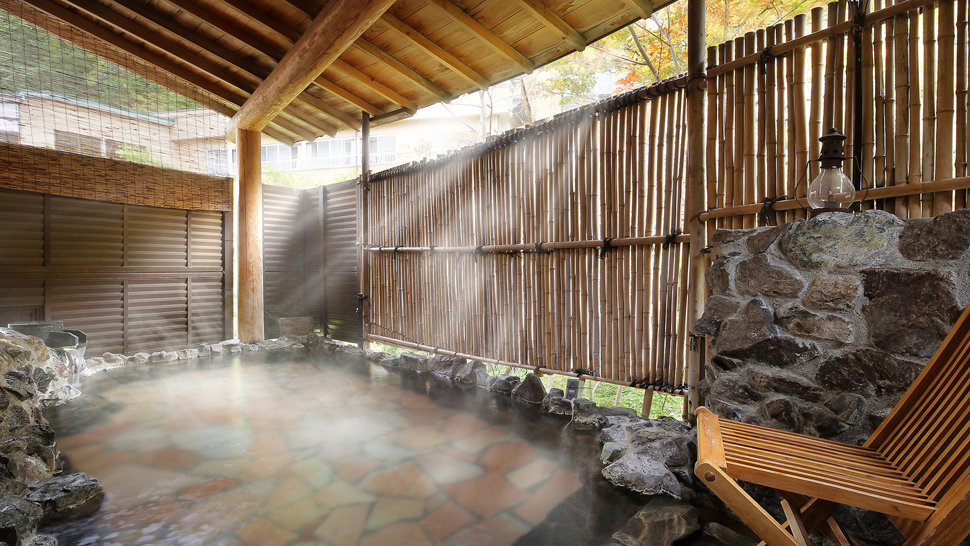 囲炉裏料理で旅気分が盛り上がる4036142