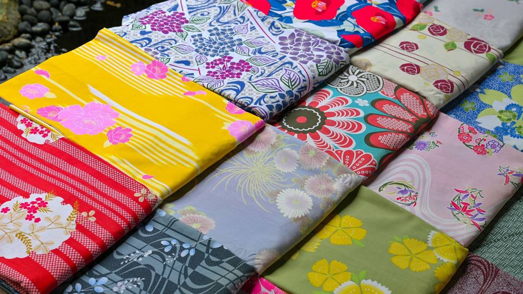 自家源泉かけ流しの
野趣溢れる露天風呂 / 5