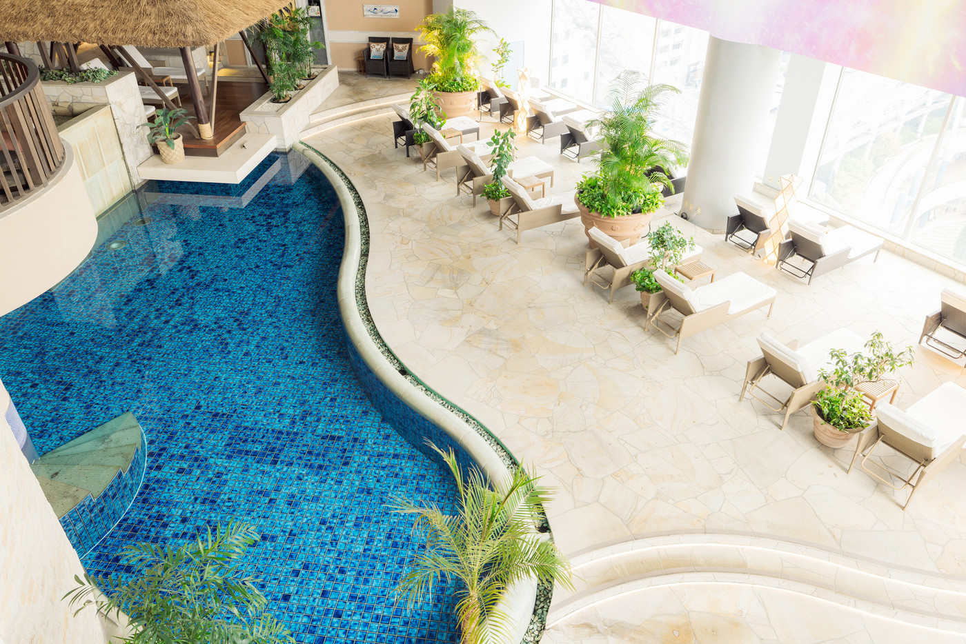 【海外旅】心身デトックス。岩盤浴もできる南国リゾート空間 4575150