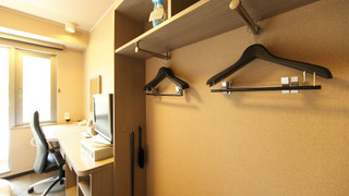 ダブルルーム 禁煙 (駅側)