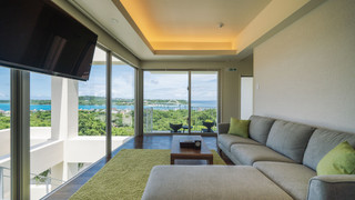 ヴィラ一棟貸し - プール付