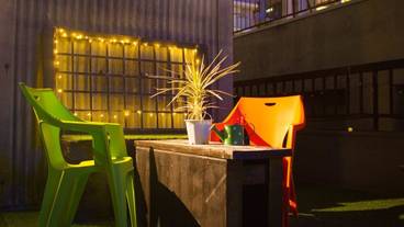 コンシェルジュ デスク / 1