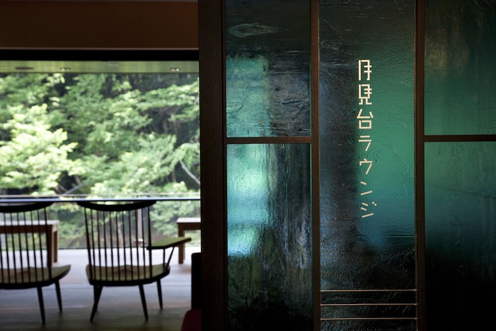 月見台ラウンジ