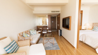 クラブラウンジアクセス付き　プレミア・オーシャンビュー 禁煙（大人3名以上はスタッキングベット追加）