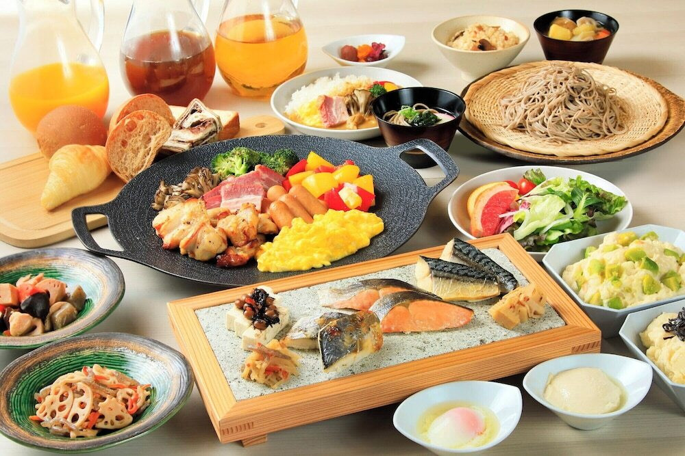 朝食