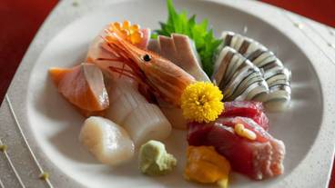 食事・飲み物 / 4