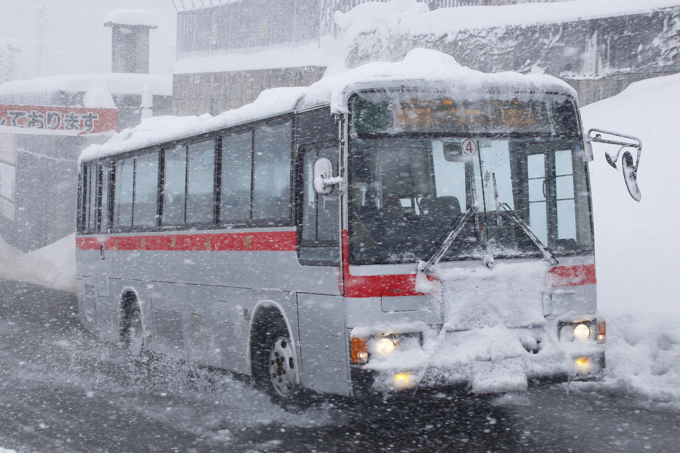 南越後観光バスによるスキー場シャトルバス