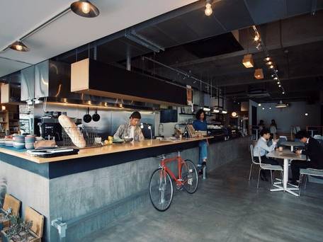 AIEN COFFEE＆HOSTEL / 2