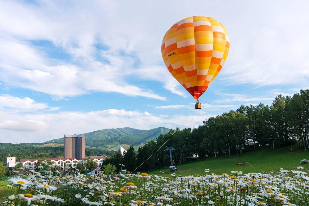 ホテルにも遊園地にもプール！夏イベントを満喫しよう4773034